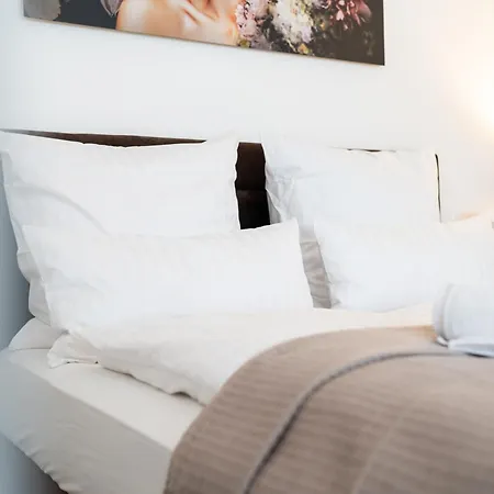 Staydia Zentrales Nahe Muenzplatz * Coblenza